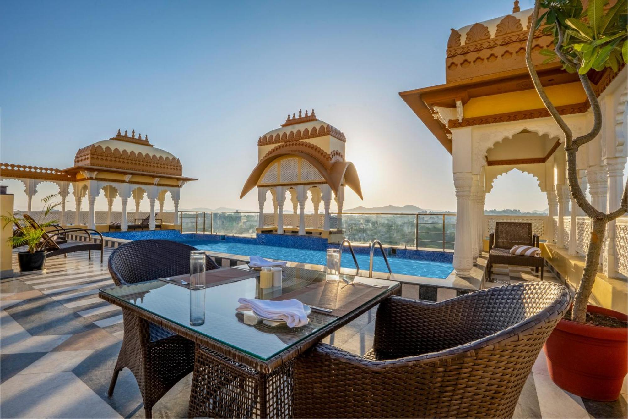 Hotel Sterling Balicha Udaipur Extérieur photo
