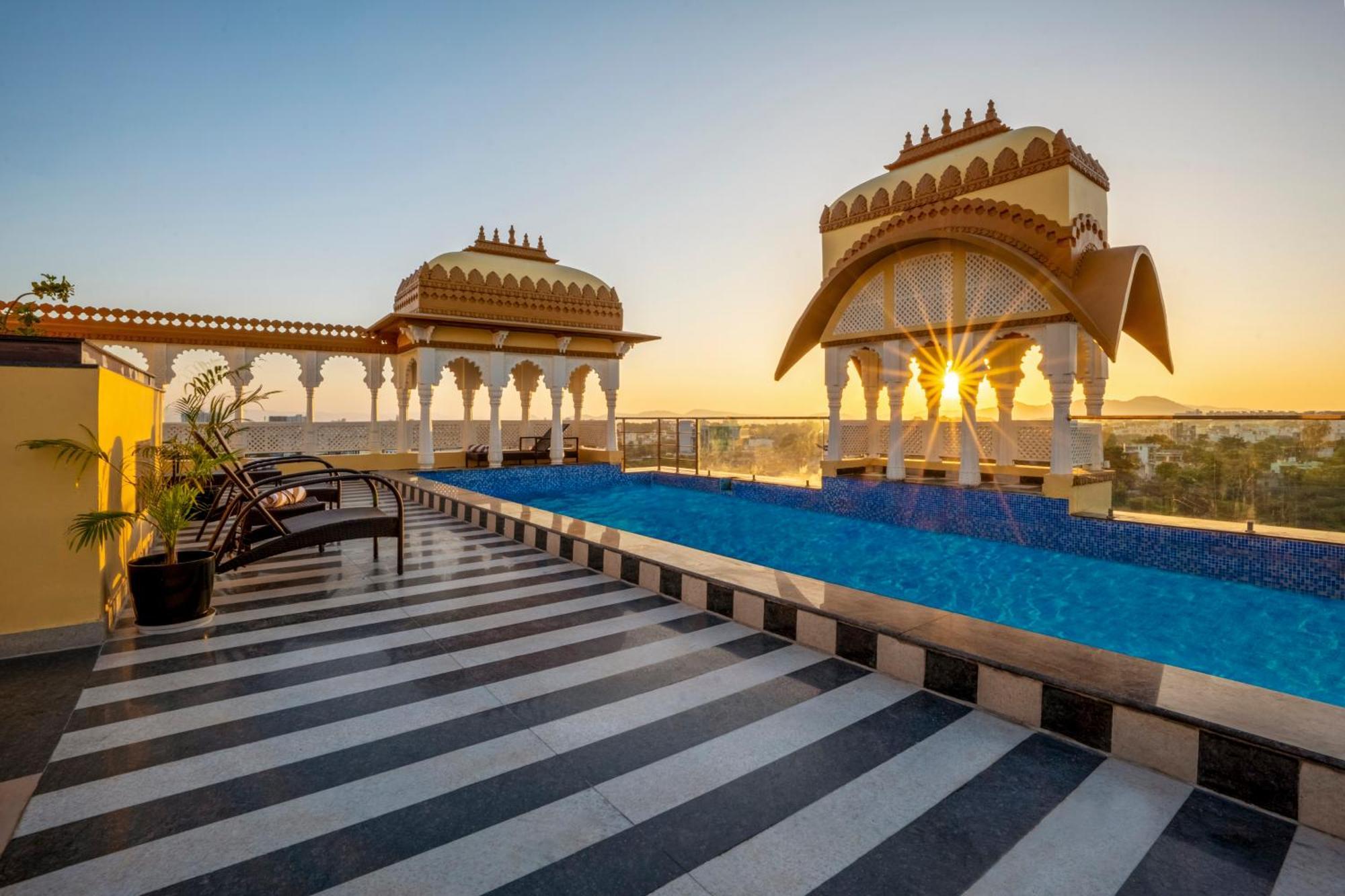 Hotel Sterling Balicha Udaipur Extérieur photo
