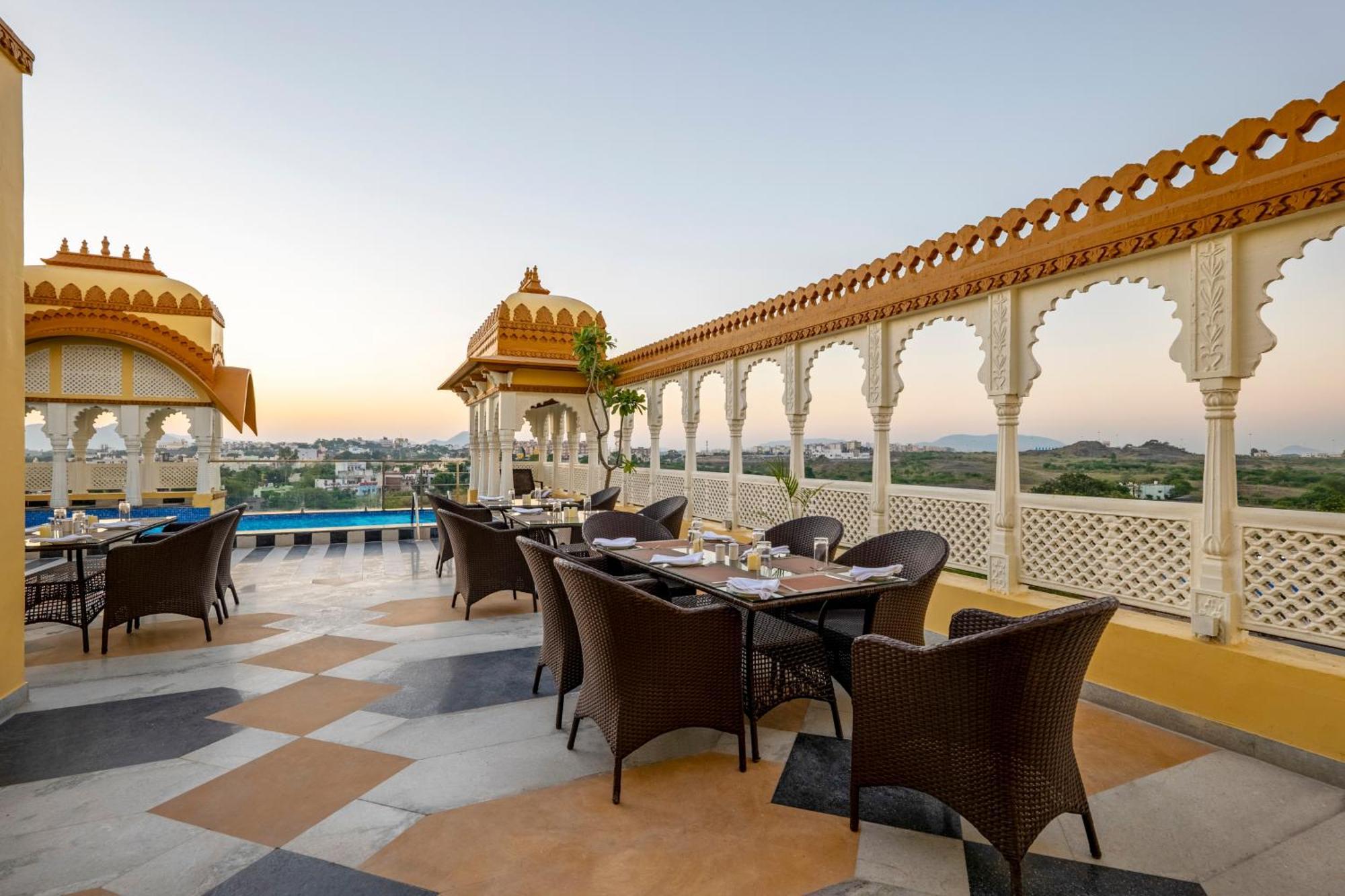 Hotel Sterling Balicha Udaipur Extérieur photo