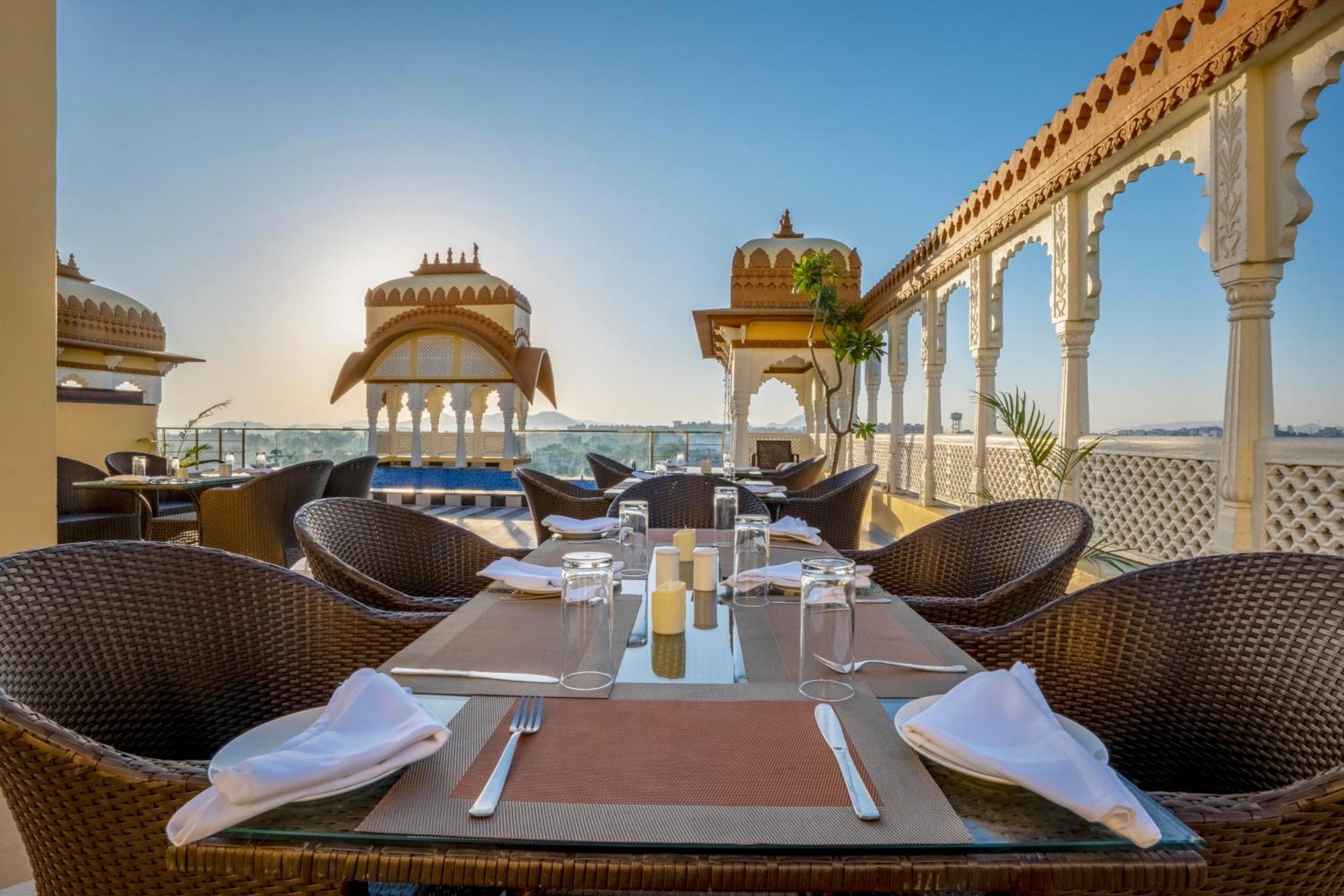 Hotel Sterling Balicha Udaipur Extérieur photo